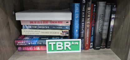 3D-Printed Signs – Custom Name, Saying, Quote, or Message perfect for Bookshelf!