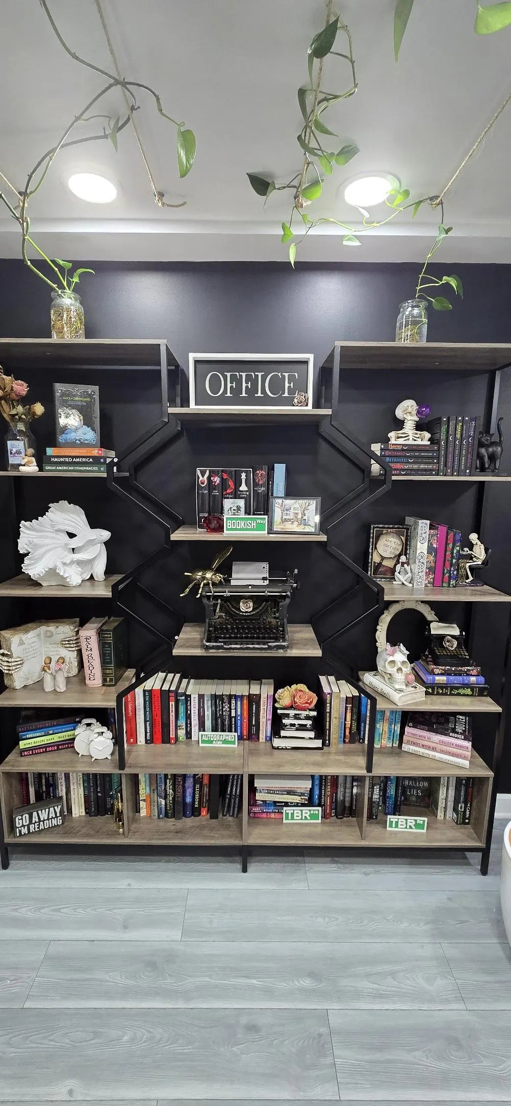 3D-Printed Signs – Custom Name, Saying, Quote, or Message perfect for Bookshelf!