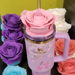 Stanley Tumbler Rose Topper – Floral Lid Accessory for 40oz, 30oz, 20oz Quencher 2.0 | Mother’s Day Gift, Spring Gift